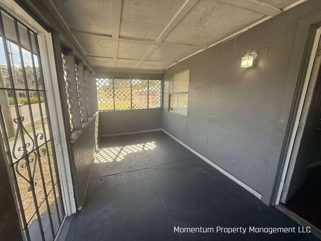 Photo - Beautiful Remodeled 4/1 Single Family Home in Lakeland