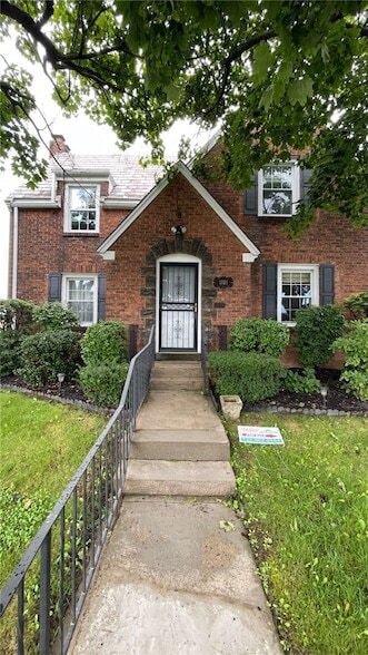 Photo - 1101 S Main St