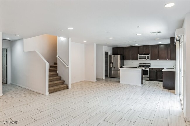 Building Photo - 10752 Merrimack Ave Rental