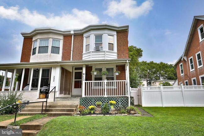 Charming Twin Home in Conshohocken - Cozy,... - Charming Twin Home in Conshohocken - Cozy,...