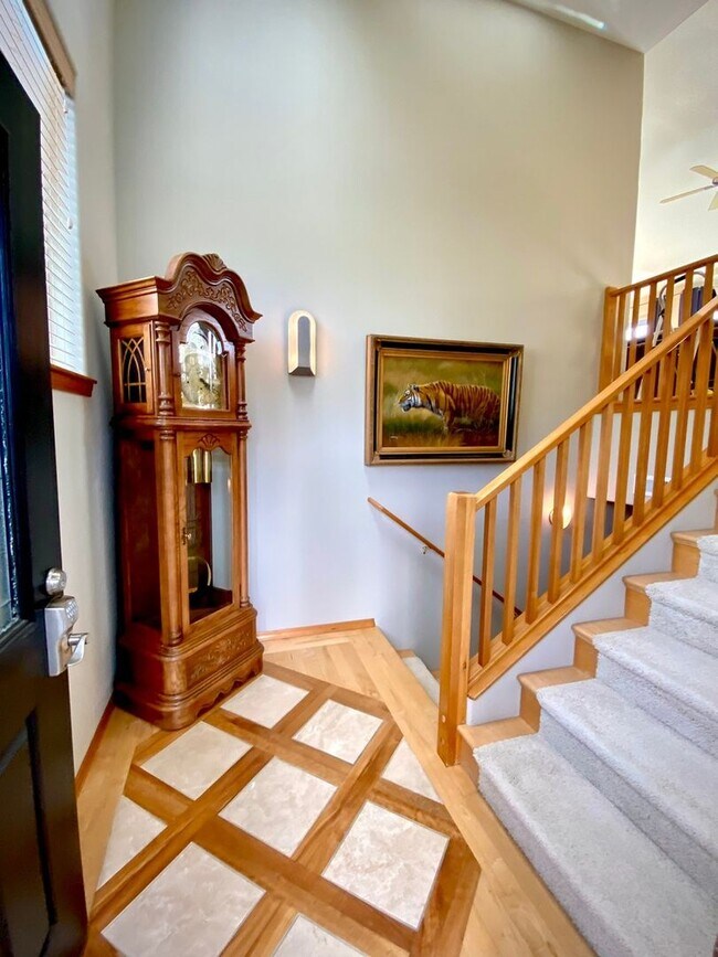 Photo - Beautiful Centrally fully furnish 3 bedroo...