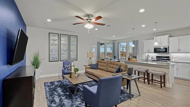 Photo - 15508 Leaside Dr