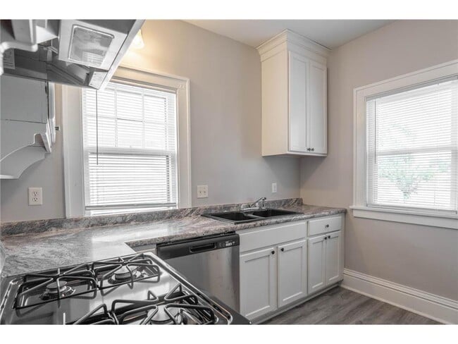 Photo - 3822 Fremont Ave N