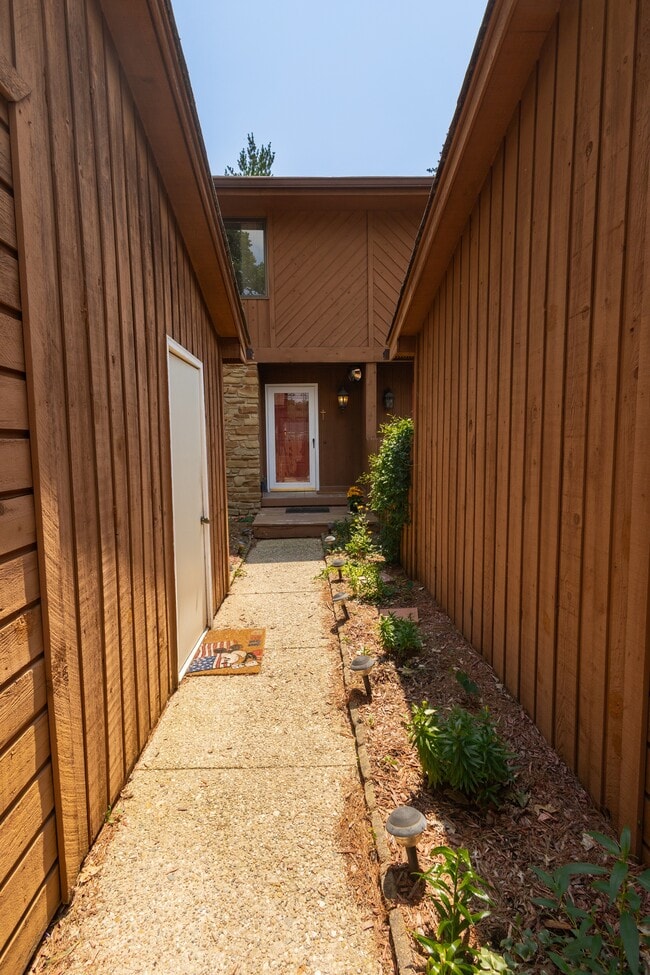 Photo - 3191 Sycamore Dr