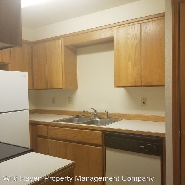 Photo - 2 br, 1 bath House - 1592 SW Wright St