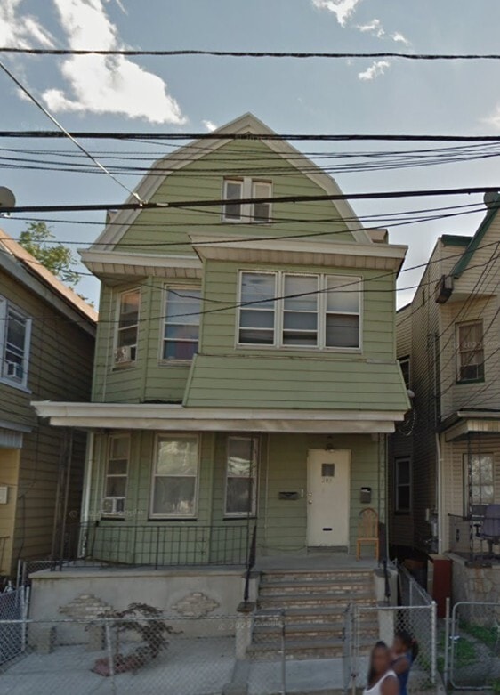 Photo - 205 Wilkinson Ave Apartments Unit #1