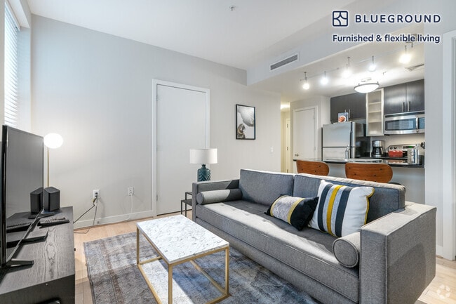 Building Photo - 733 15th St NW Rental