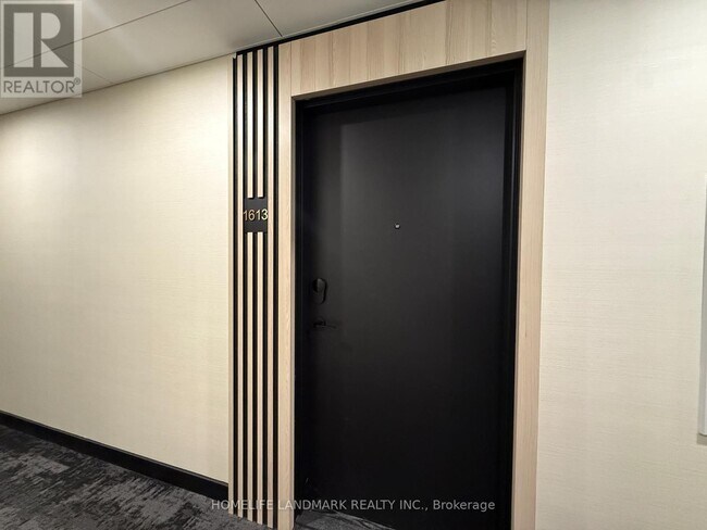 Photo - 56 Andre de Grasse St Unité 1613