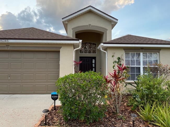 Building Photo - 15345 Markham Dr