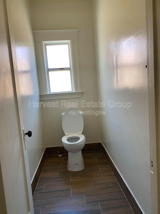 Photo - 3844 International Blvd Unit 3844a