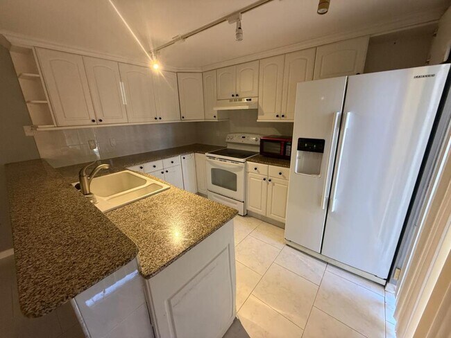 Photo - 5276 Middle Ct