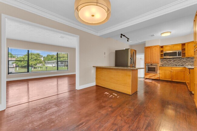 Photo - 11141 NW 22nd Ct