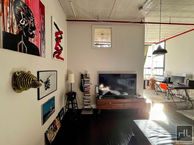 Photo - 248 McKibbin St Unit 4N