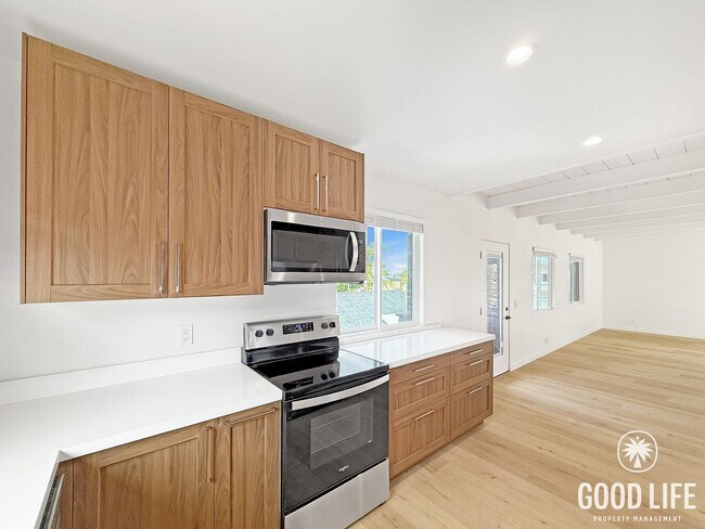 Photo - Bright 3BD/2BA Home in Encinitas with Natural Light, In-Unit Laundry & Easy Freeway Access