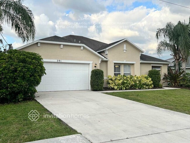 Photo - 391 SW Millard Dr