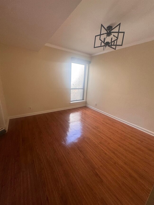 Photo - 6633 Poplar Woods Cir E Unit 1