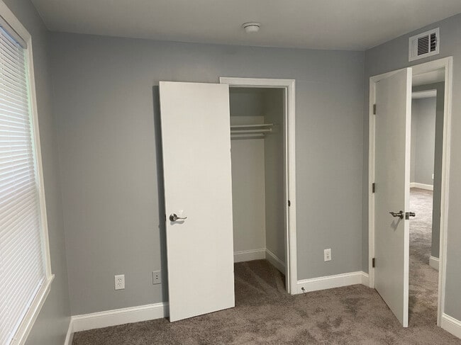 Bedroom 2 - 4945 Sheriff Rd NE