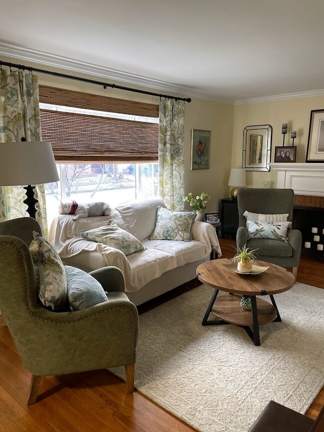 Photo - 50 Greenview Dr