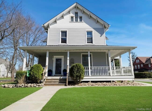 Building Photo - 42 Park Ave Unit 3