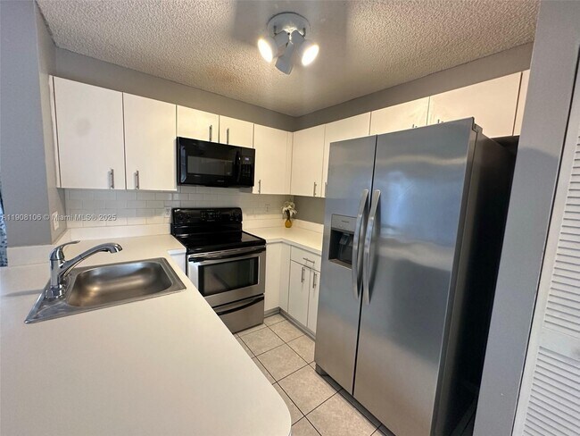 Photo - 9991 SW 222nd St