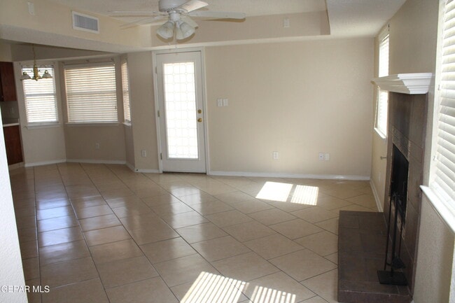 Photo - 12101 Picasso Dr