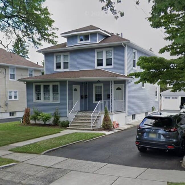 Photo - 235 Lawrence Ave Apartments Unit 1