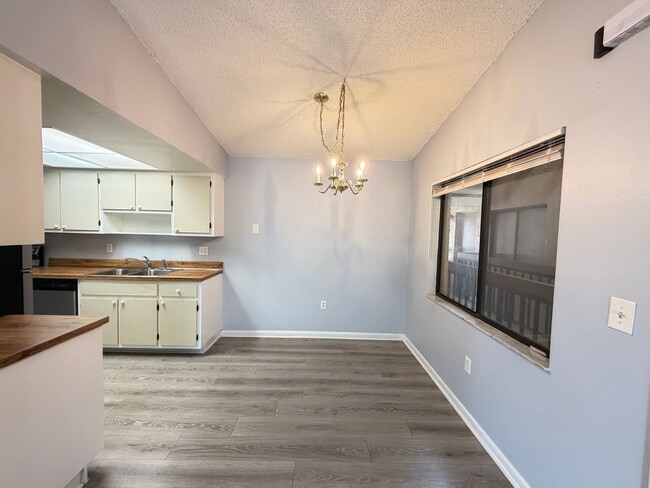 Photo - Great apartment for rent!