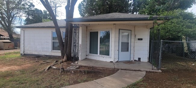 Photo - rs0401 Unit 401-1/2