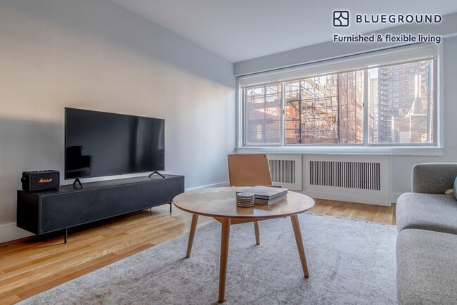 360 E 65th St Unit SI FL7-ID1389