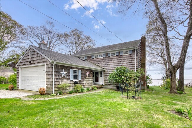 580 South Ln