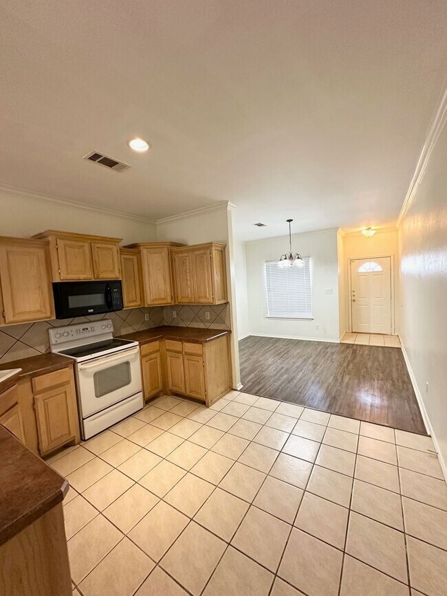 Photo - Duplex for Rent 3/2 in Midland Texas