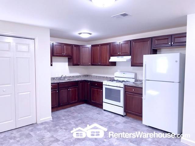 Photo - 4819 Eastern Ave