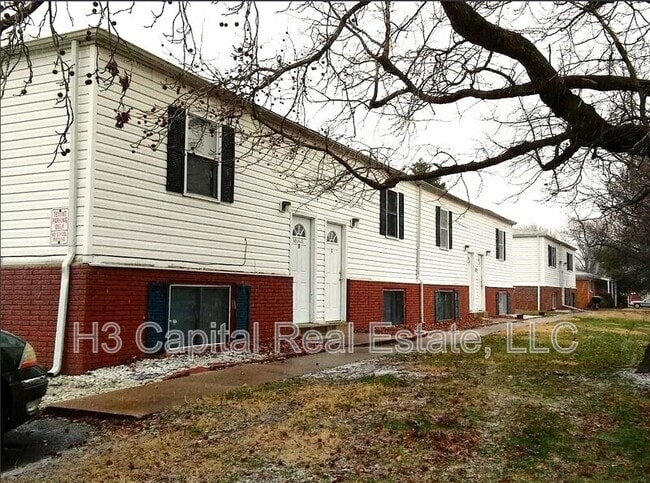 Building Photo - 421 Joseph Dr Rental