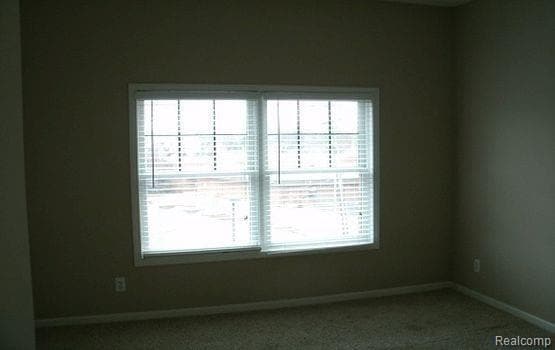 Photo - 579 N Pontiac Trail