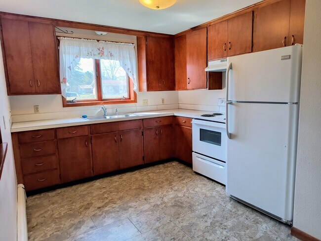 Kitchen - 602 Mound St Unit 0