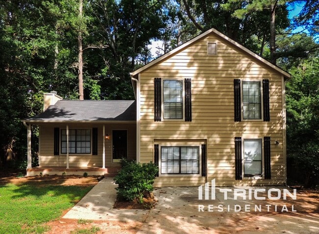 Photo - 1027 Mainstreet Lake Dr House