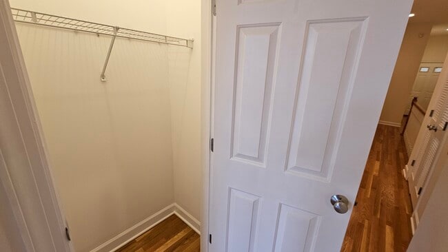 Photo - 509 N Hartland Ct Unit 2N