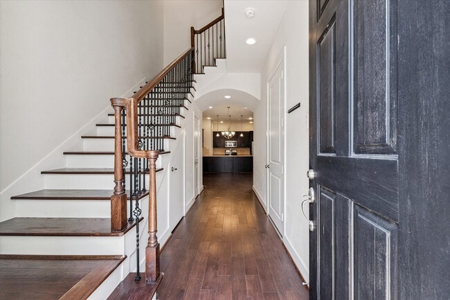 Photo - 1815 Crestdale Dr