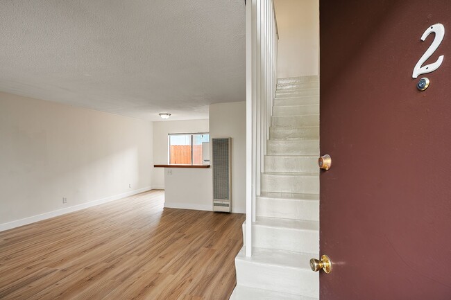Photo - 1315 Ocean Park Blvd Unidad 2
