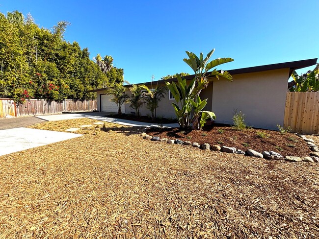 One of a Kind Encinitas Home-Just in Time ... - One of a Kind Encinitas Home-Just in Time ...