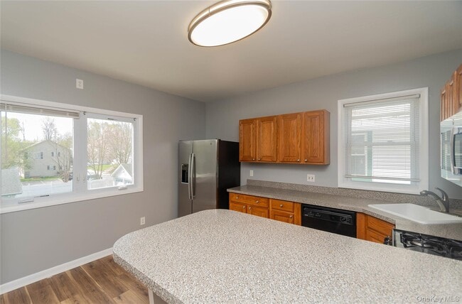 Photo - 15 Taylor Ave