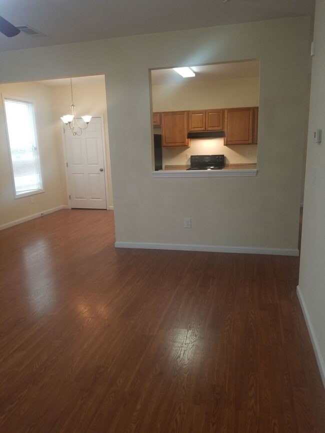 Photo - 4 Bedroom Single Family Home in Morrow!