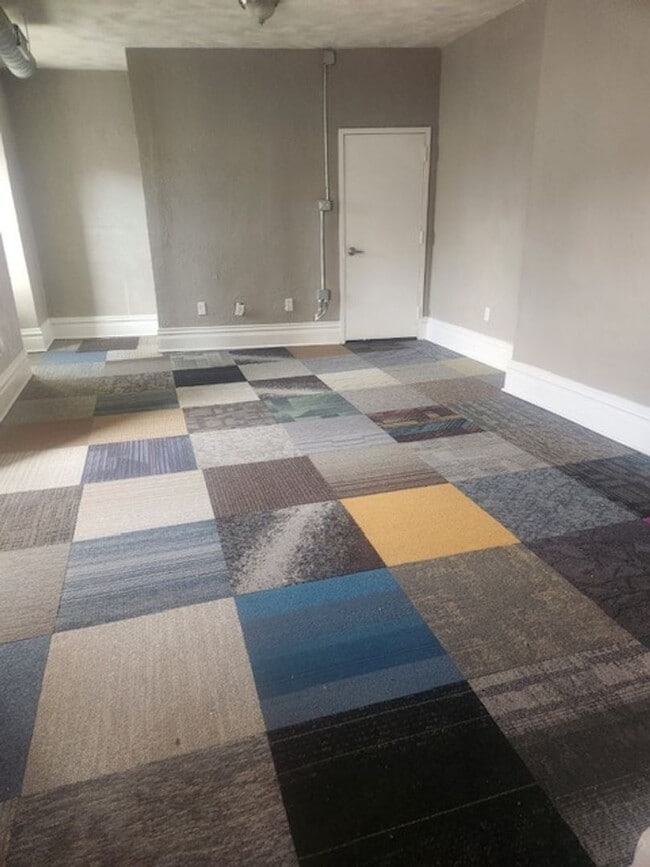 Photo - 1608 Lowrie St Unidad #3