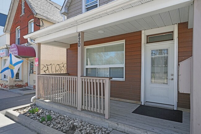Photo - 1785 Frobisher Ln Unit 1