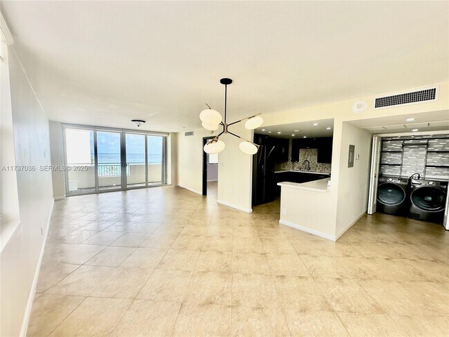 Building Photo - 3180 S Ocean Dr Unit 401