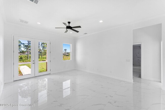 Photo - 1415 Palau St SE