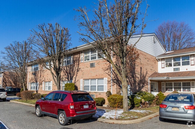 South Shore Commons 55+