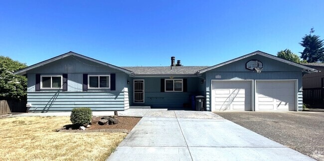 Building Photo - Ledan06-225 Kashmir Ct SE Duplex Unit 225-A Upstairs Rental