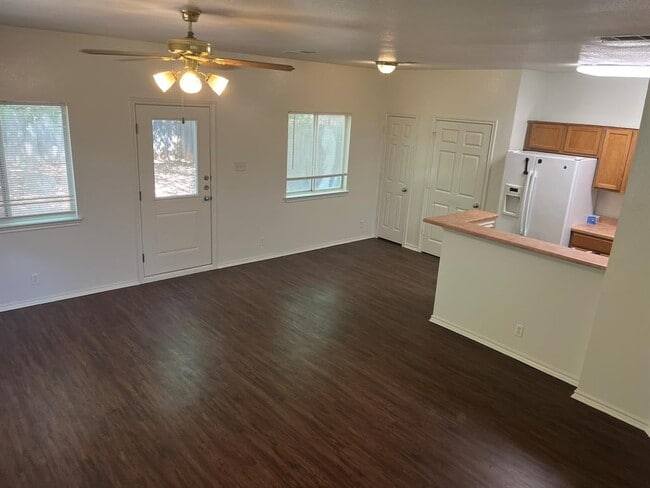 Building Photo - 7306 Dan-Jean Dr Rental