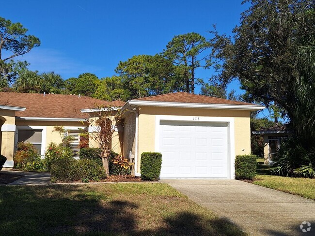 Building Photo - 2BR 2BA 1 car garage Golf Villa! Rental